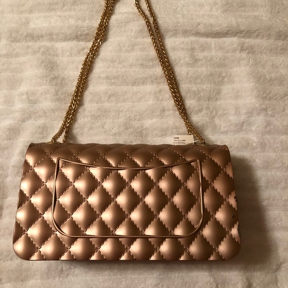 INSPIRED RUBBER HANDBAG - Picture 3 of 4